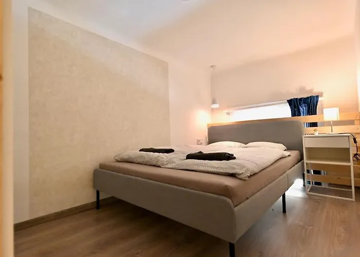 Cute Gallery Flat In Kiraly Street
