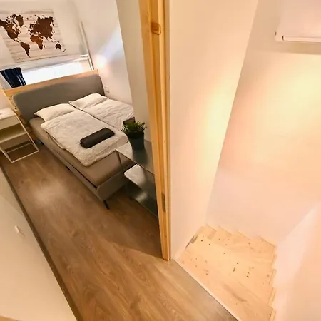 Cute Gallery Flat In Kiraly Street Budapest Exterior photo